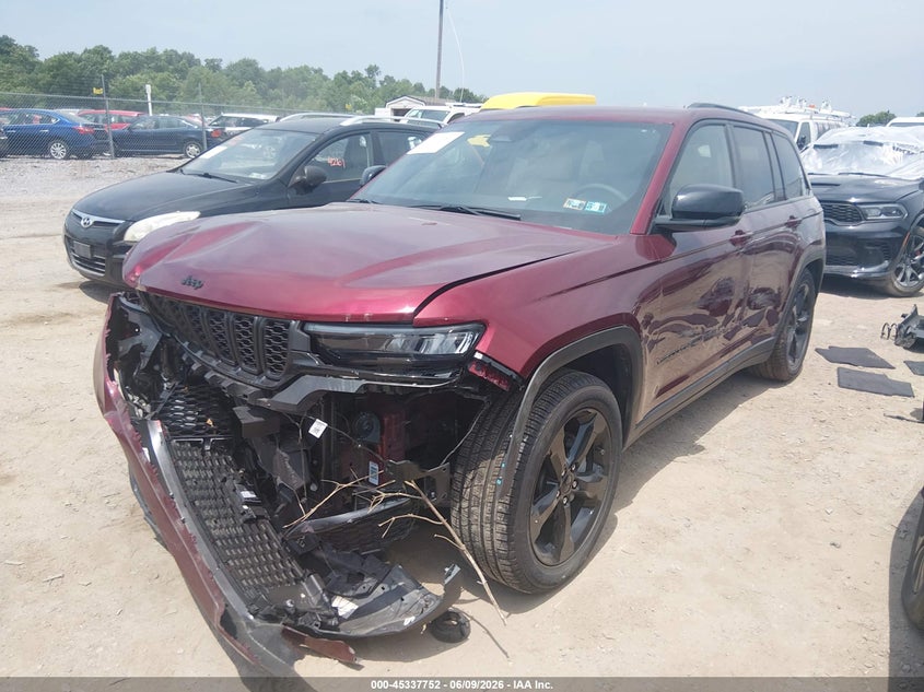 2024 Jeep Grand cherokee VIN 1C4RJHBG5RC702484 IAAI salvage auction — LEFT FRONT, Salvage (Pennsylvania), sold $12,200 on 2026-07-29 (photo 2)
