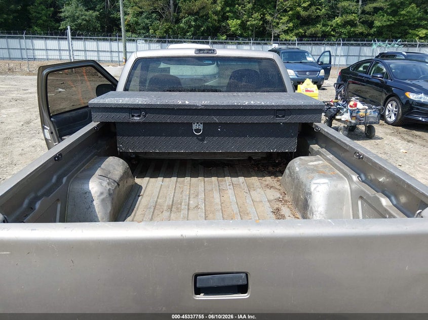 2000 Chevrolet S-10 pickup VIN 1GCCS144XY8177436 IAAI salvage auction — TRANSMISSION, Clear (Georgia), sold $275 on 2026-07-09 (photo 8)