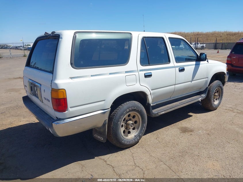 1991 Toyota 4runner VIN JT3VN39W8M8013798 IAAI salvage auction — NORMAL WEAR, Clear - Dealer Only (California), sold $375 on 2026-07-08 (photo 4)