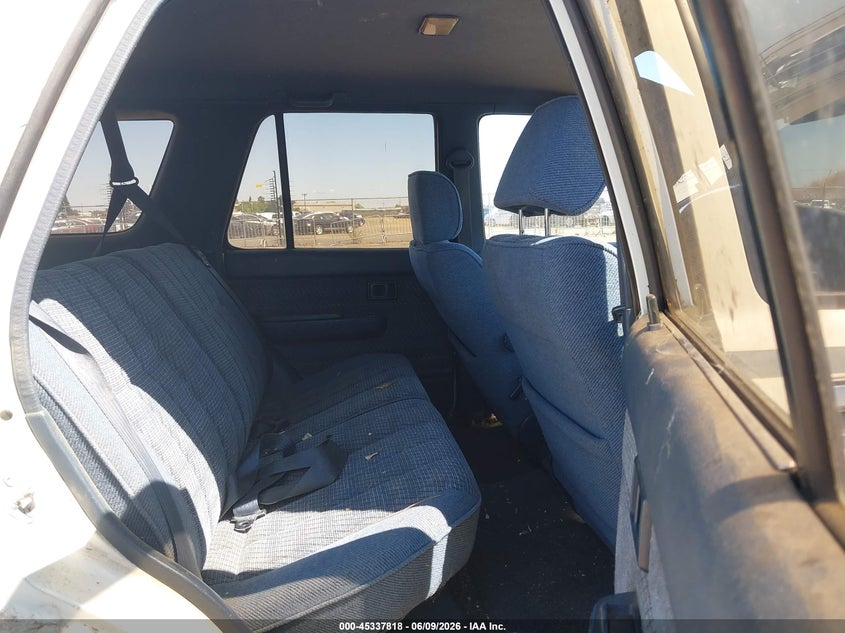 1991 Toyota 4runner VIN JT3VN39W8M8013798 IAAI salvage auction — NORMAL WEAR, Clear - Dealer Only (California), sold $375 on 2026-07-08 (photo 8)