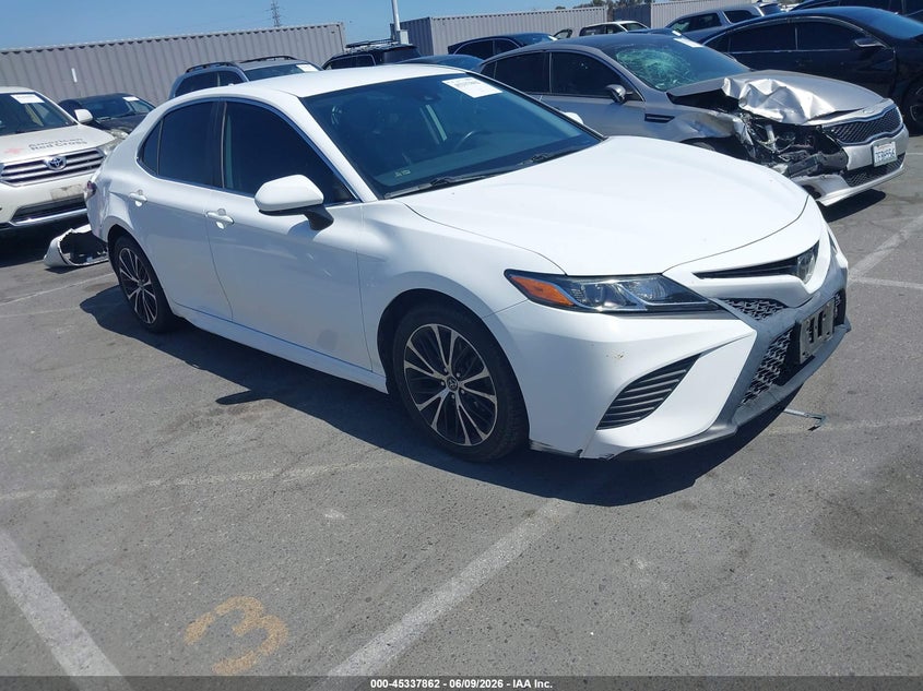 2020 Toyota Camry VIN 4T1G11AK5LU867100 IAAI salvage auction — REAR END, Salvage Title, sold $7,825 on 2026-07-09 (photo 1)