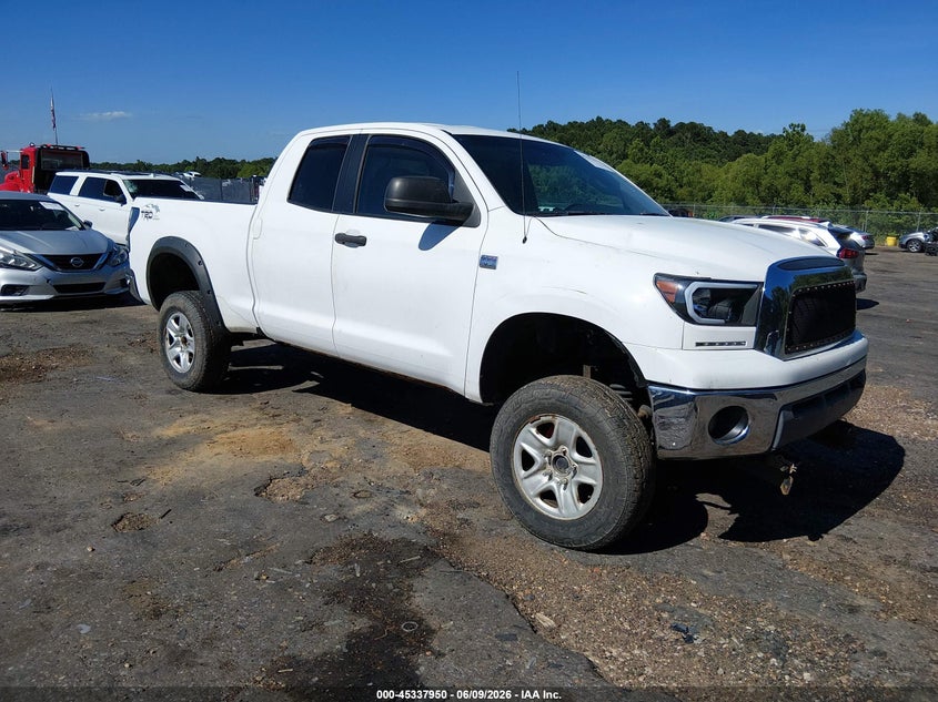2008 Toyota Tundra VIN 5TFBT54198X014370 IAAI salvage auction — NORMAL WEAR, Clear (Mississippi), sold $925 on 2026-07-08 (photo 1)