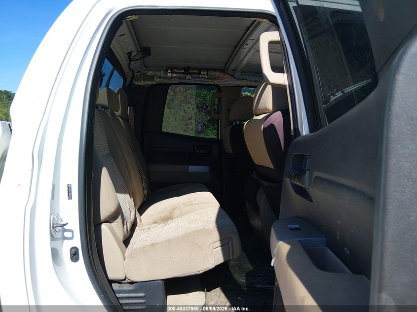 2008 Toyota Tundra VIN 5TFBT54198X014370 IAAI salvage auction — NORMAL WEAR, Clear (Mississippi), sold $925 on 2026-07-08 (photo 8)