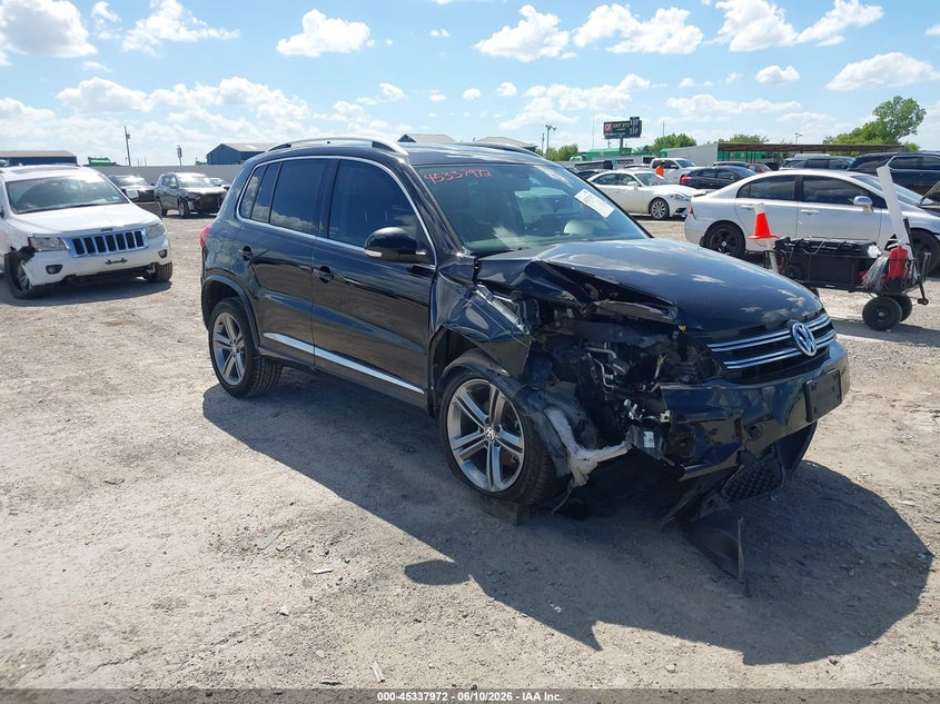 2017 Volkswagen Tiguan VIN WVGTV7AX4HW507202 IAAI salvage auction — FRONT END, Salvage Title, sold $1,750 on 2026-08-19 (photo 1)