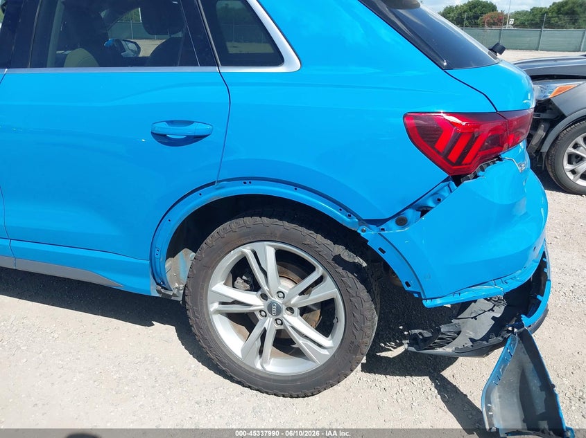 2019 Audi Q3 VIN WA1FECF37K1083061 IAAI salvage auction — REAR END, Salvage Title, sold $7,400 on 2026-08-21 (photo 6)