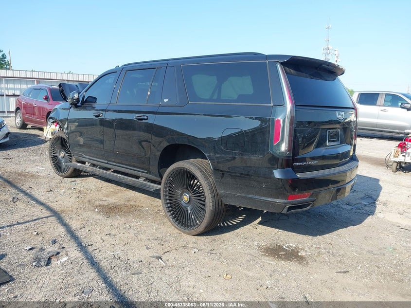 2023 Cadillac Escalade VIN 1GYS4RKL7PR204450 IAAI salvage auction — FRONT END, Salvage Title, sold $25,300 on 2026-08-19 (photo 3)