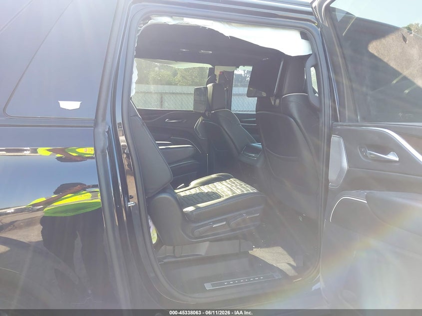 2023 Cadillac Escalade VIN 1GYS4RKL7PR204450 IAAI salvage auction — FRONT END, Salvage Title, sold $25,300 on 2026-08-19 (photo 8)