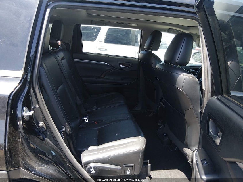 2017 Toyota Highlander VIN 5TDYZRFH0HS229717 IAAI salvage auction — FRONT END, Salvage Title, sold $5,775 on 2026-07-23 (photo 8)