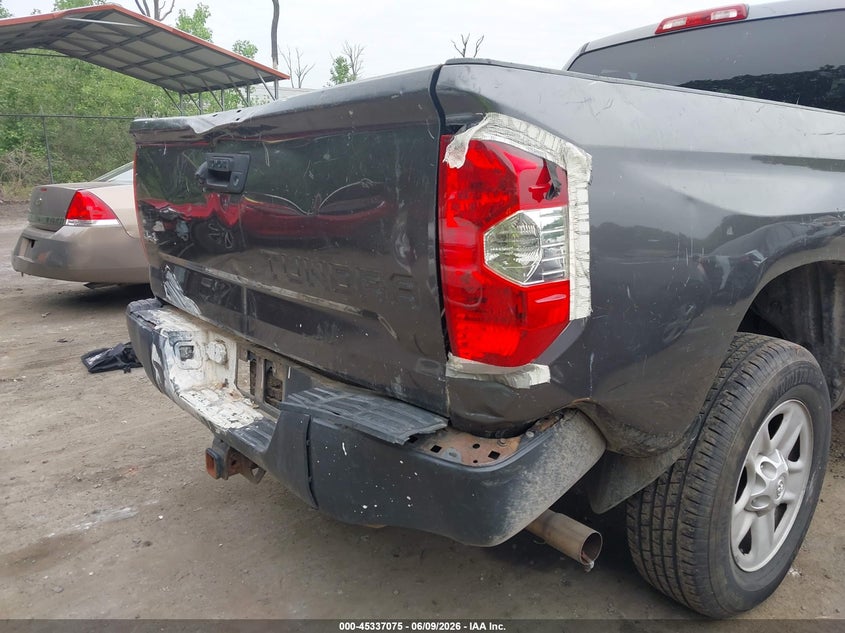 2015 Toyota Tundra VIN 5TFUM5F14FX061841 IAAI salvage auction — NORMAL WEAR, Salvage Title, sold $4,225 on 2026-07-07 (photo 6)