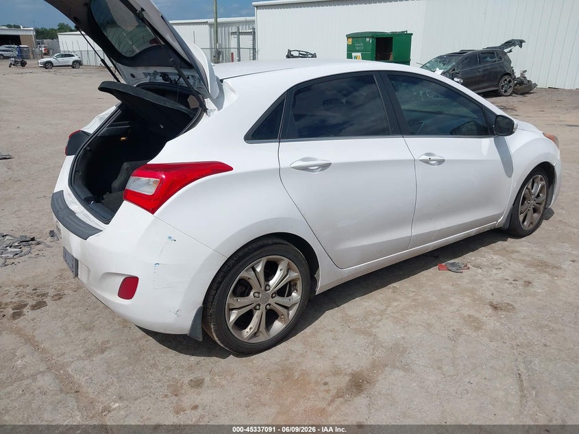 2014 Hyundai Elantra VIN KMHD35LH1EU225594 IAAI salvage auction — NORMAL WEAR, Salvage Title, sold $750 on 2026-07-15 (photo 4)