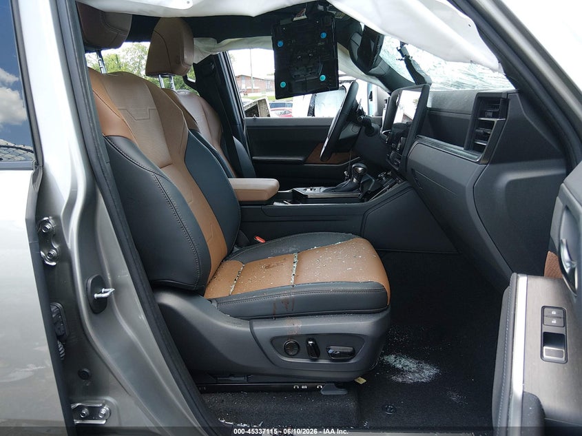 2024 Lexus Gx VIN JTJVBCDX9R5023248 IAAI salvage auction — FRONT & REAR, Salvage Title, sold $28,500 on 2026-07-24 (photo 5)