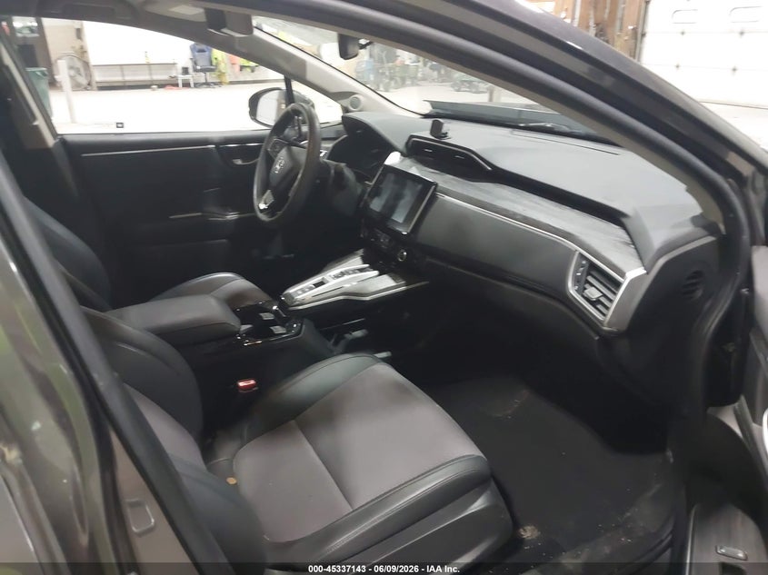 2018 Honda Clarity VIN JHMZC5F10JC006553 IAAI salvage auction — FRONT END, Mv-907A (New York), sold $2,000 on 2026-07-08 (photo 5)
