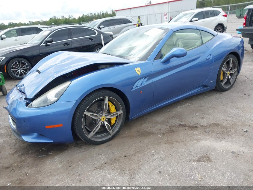 2014 Ferrari California VIN ZFF65TJA1E0199413 IAAI salvage auction — FRONT END, Salvage Title, sold $39,650 on 2026-07-13 (photo 2)