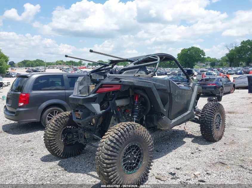 2025 Polaris Rzr VIN 3NSRPD2K0SG136540 IAAI salvage auction — FRESH WATER, Salvage (Kentucky), sold $17,550 on 2026-07-14 (photo 4)