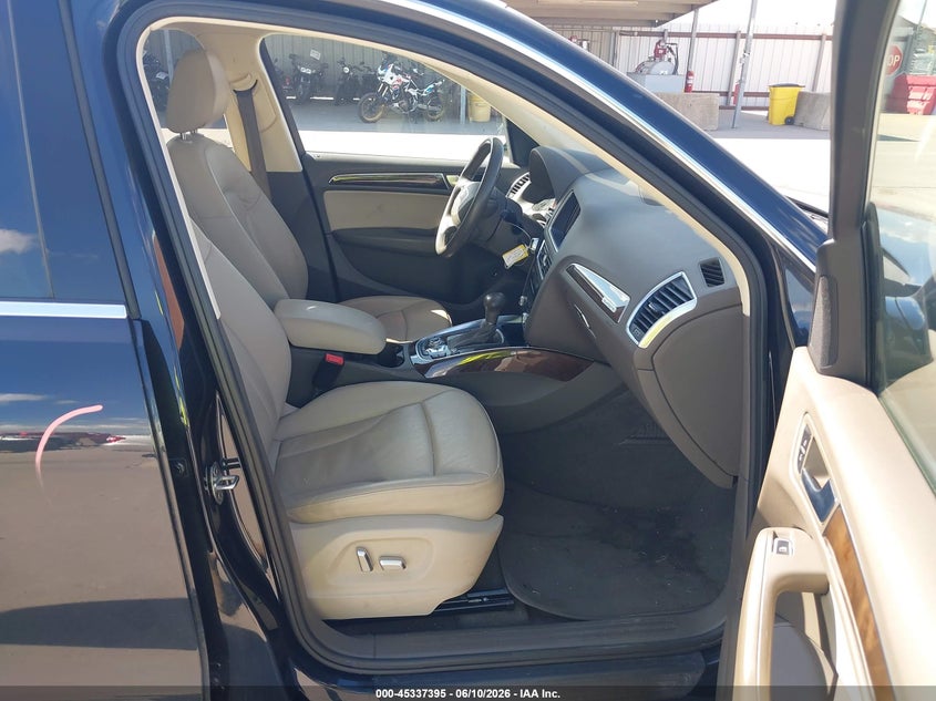 2015 Audi Q5 VIN WA1CFAFPXFA144724 IAAI salvage auction — LEFT SIDE, Salvage (Alabama), sold $2,800 on 2026-07-15 (photo 5)