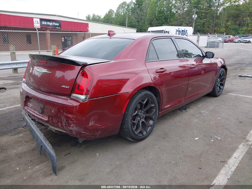 2019 Chrysler 300 VIN 2C3CCAAG5KH612266 IAAI salvage auction — FRONT & REAR, Salvage (North Carolina), sold $1,300 on 2026-07-24 (photo 4)