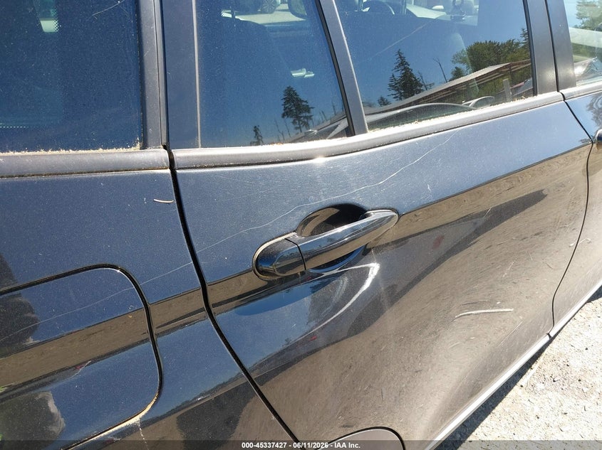 2014 BMW X3 VIN 5UXWX9C59E0D25658 IAAI salvage auction — NORMAL WEAR, Affidavit In Lieu Of Title - Non-Public (Washington), sold $475 on 2026-07-15 (photo 6)