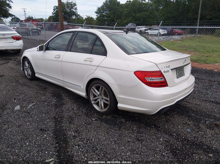2014 Mercedes-benz C-klasse VIN WDDGF4HB3ER308766 IAAI salvage auction — FRESH WATER, Salvage (South Carolina), sold $500 on 2026-07-28 (photo 3)