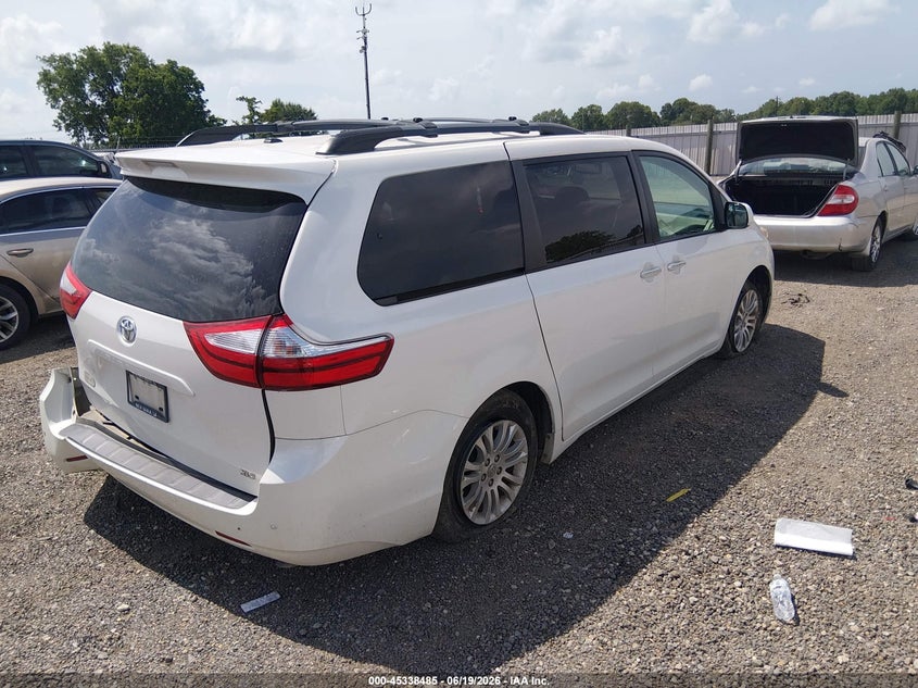 2017 Toyota Sienna VIN 5TDYZ3DC4HS791902 IAAI salvage auction — SIDE, Salvage Title, sold $4,200 on 2026-07-31 (photo 4)