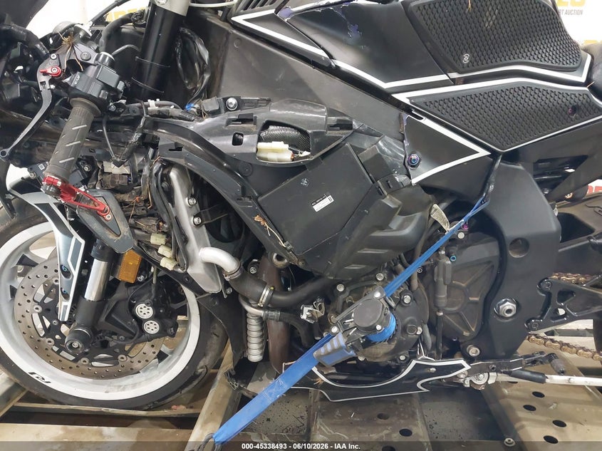 2023 Yamaha Yzf VIN JYARN66E3PA003568 IAAI salvage auction — LEFT SIDE, Salvage (Georgia), sold $6,450 on 2026-07-07 (photo 9)