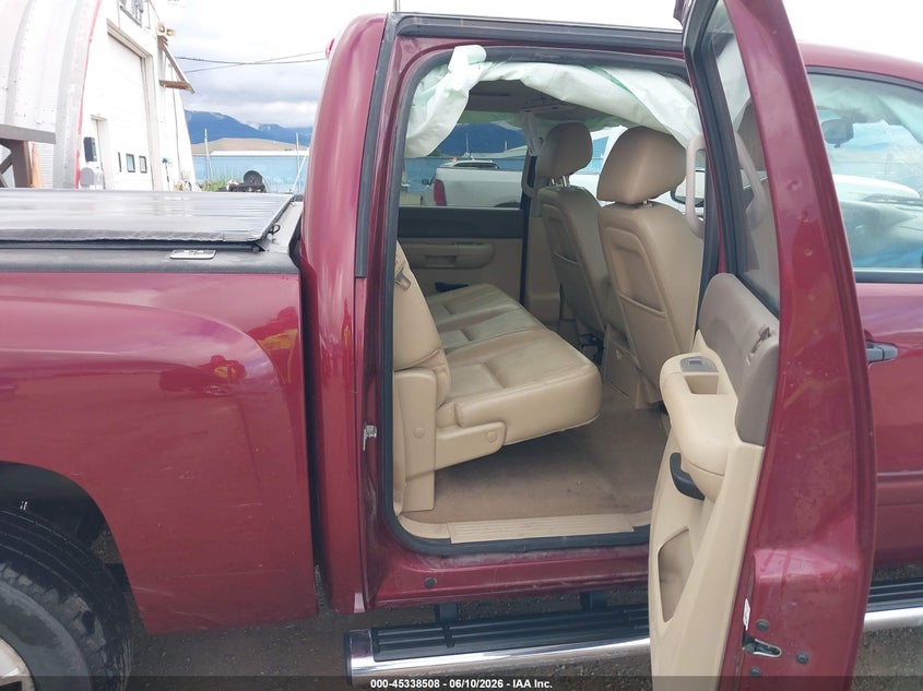 2013 Chevrolet Silverado VIN 3GCPKSE78DG360614 IAAI salvage auction — RIGHT SIDE, Salvage (Montana), sold $3,225 on 2026-07-22 (photo 8)