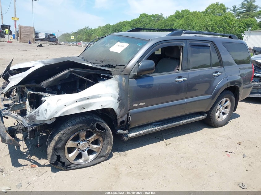 2007 Toyota 4runner VIN JTEBU14R878105193 IAAI salvage auction — ENGINE BURN, Clear (Massachusetts), sold $800 on 2026-07-07 (photo 2)