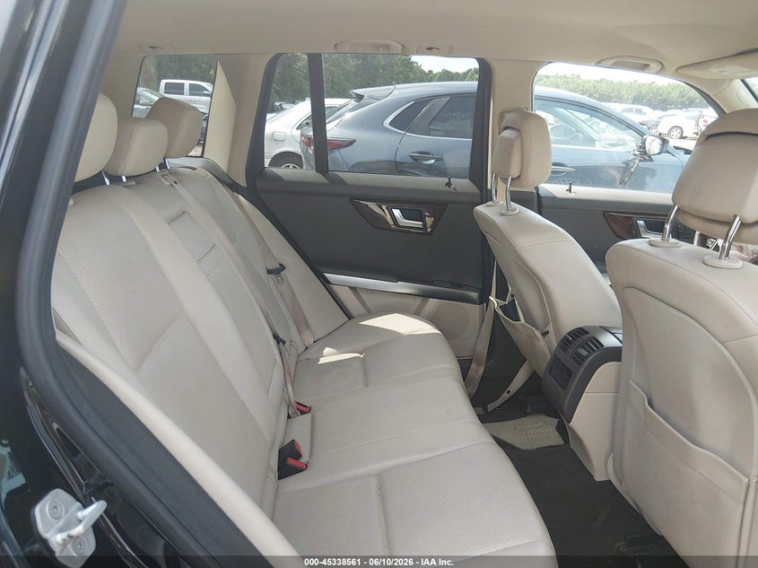 2014 Mercedes-benz Glk-klasse VIN WDCGG5HB6EG231944 IAAI salvage auction — FRONT END, Salvage Title, sold $1,000 on 2026-08-13 (photo 8)
