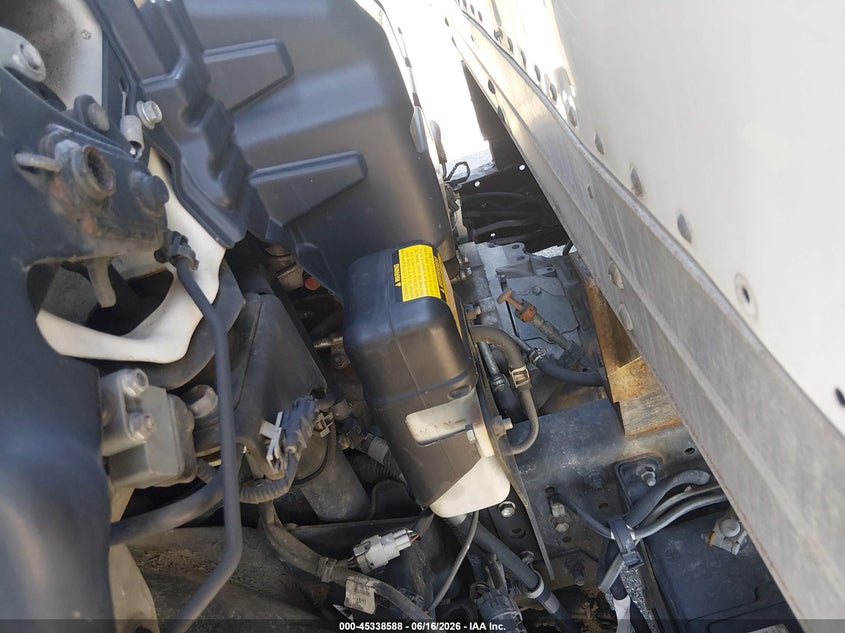 2017 Hino Xjc720/xfc720 VIN JHHRDM2H0HK003743 IAAI salvage auction — FRONT & REAR, Mv-907A (New York), sold $1,600 on 2026-07-08 (photo 9)