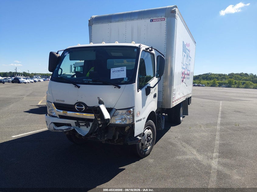 2017 Hino Xjc720/xfc720 VIN JHHRDM2H0HK003743 IAAI salvage auction — FRONT & REAR, Mv-907A (New York), sold $1,600 on 2026-07-08 (photo 2)