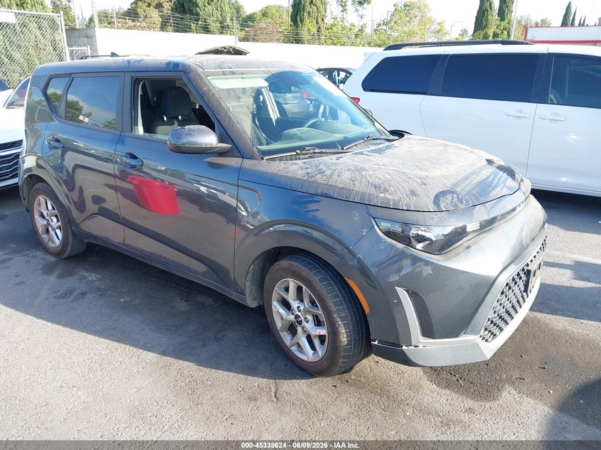 2023 Kia Soul VIN KNDJ23AU7P7199230 IAAI salvage auction — LEFT SIDE, Salvage Title, sold $3,450 on 2026-07-30 (photo 1)