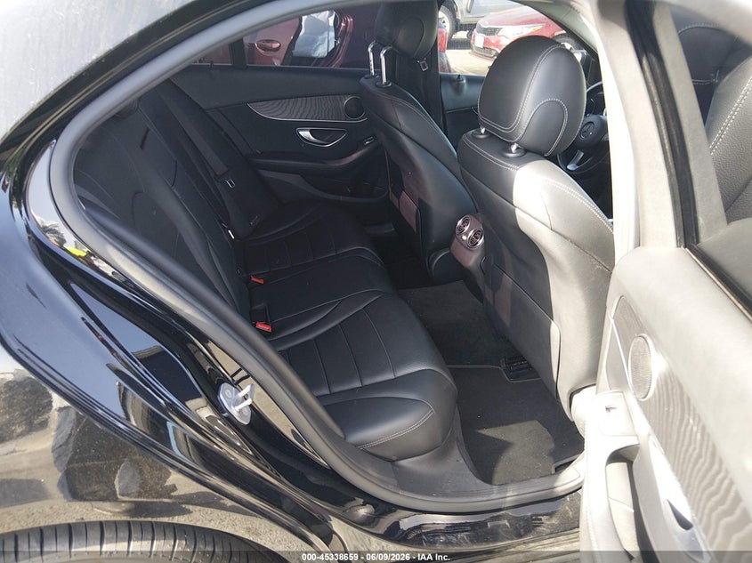 2016 Mercedes-benz C-klasse VIN 55SWF4KB4GU173531 IAAI salvage auction — FRONT END, Salvage Title, sold $4,550 on 2026-07-10 (photo 8)