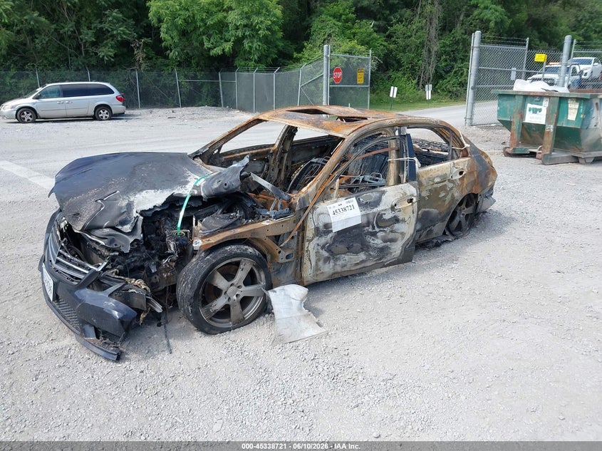 2010 Mercedes-benz E-class VIN WDDHF5GB7AA093610 IAAI salvage auction — TOTAL BURN, Non-Repairable (Virginia), sold $300 on 2026-07-14 (photo 2)