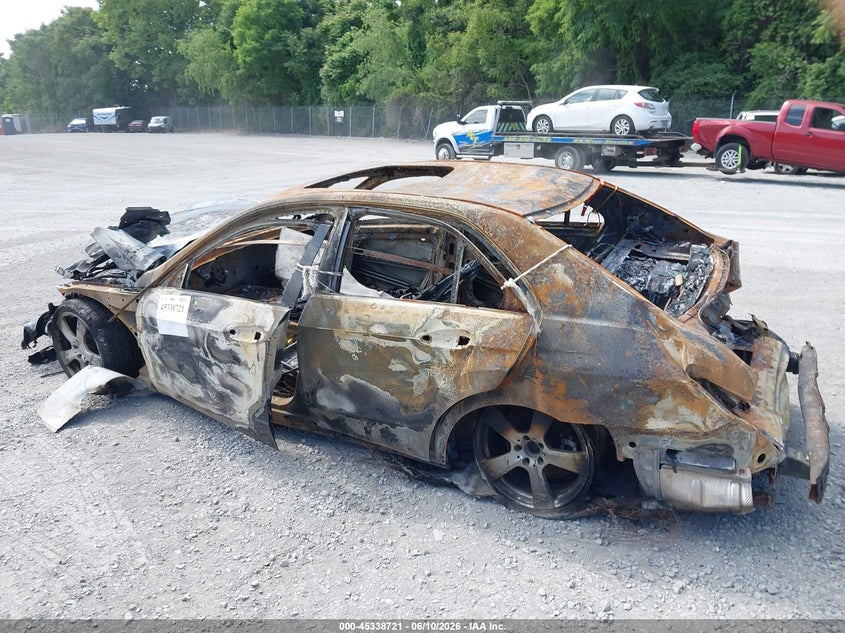 2010 Mercedes-benz E-class VIN WDDHF5GB7AA093610 IAAI salvage auction — TOTAL BURN, Non-Repairable (Virginia), sold $300 on 2026-07-14 (photo 3)