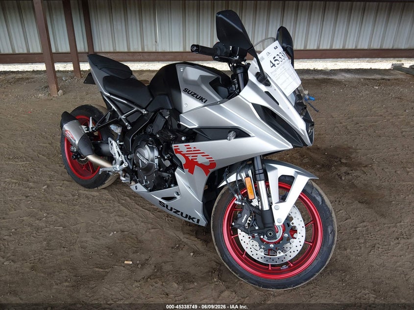 2024 Suzuki Gsx VIN JS1EM13B3R7100668 IAAI salvage auction — SIDE, Salvage (Ohio), sold $1,150 on 2026-07-28 (photo 1)