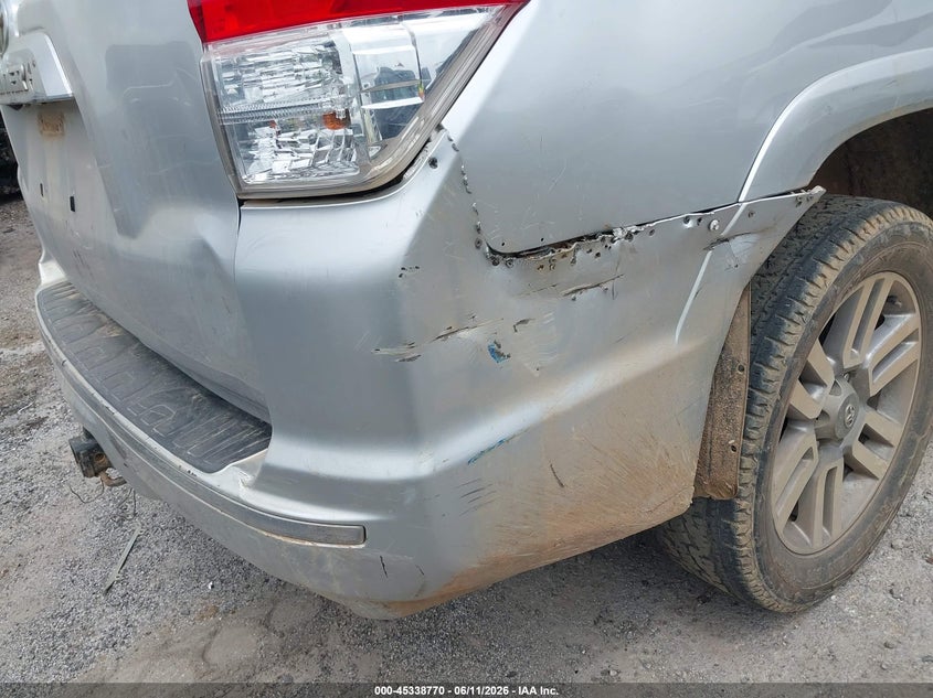 2011 Toyota 4runner VIN JTEZU5JR0B5025293 IAAI salvage auction — NORMAL WEAR, Clear - Public Restricted (Oklahoma), sold $6,025 on 2026-07-14 (photo 6)