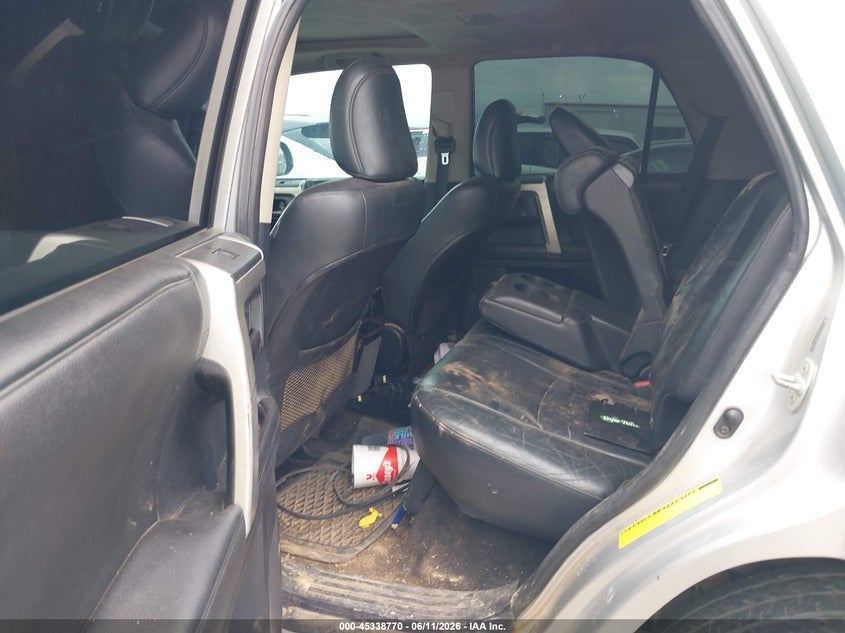 2011 Toyota 4runner VIN JTEZU5JR0B5025293 IAAI salvage auction — NORMAL WEAR, Clear - Public Restricted (Oklahoma), sold $6,025 on 2026-07-14 (photo 8)