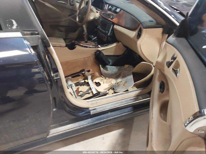 2006 Mercedes-benz Cls-klasse amg VIN WDDDJ76X76A050379 IAAI salvage auction — FRONT & REAR, Salvage (North Carolina), sold $375 on 2026-08-13 (photo 5)