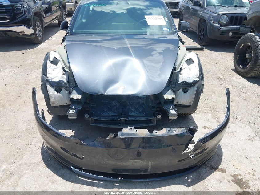 2025 Tesla Model 3 VIN 5YJ3E1EA4SF951943 IAAI salvage auction — FRONT END, Original (Texas), sold $13,000 on 2026-07-29 (photo 6)