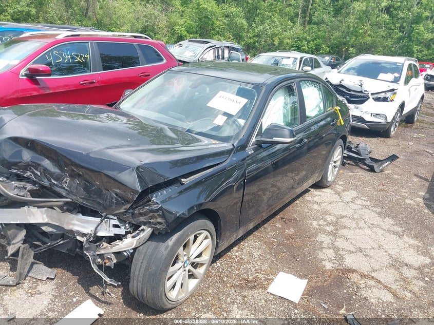 2017 BMW 3er VIN WBA8E5G31HNU44517 IAAI salvage auction — FRONT END, Salvage (Ohio), sold $475 on 2026-07-07 (photo 2)