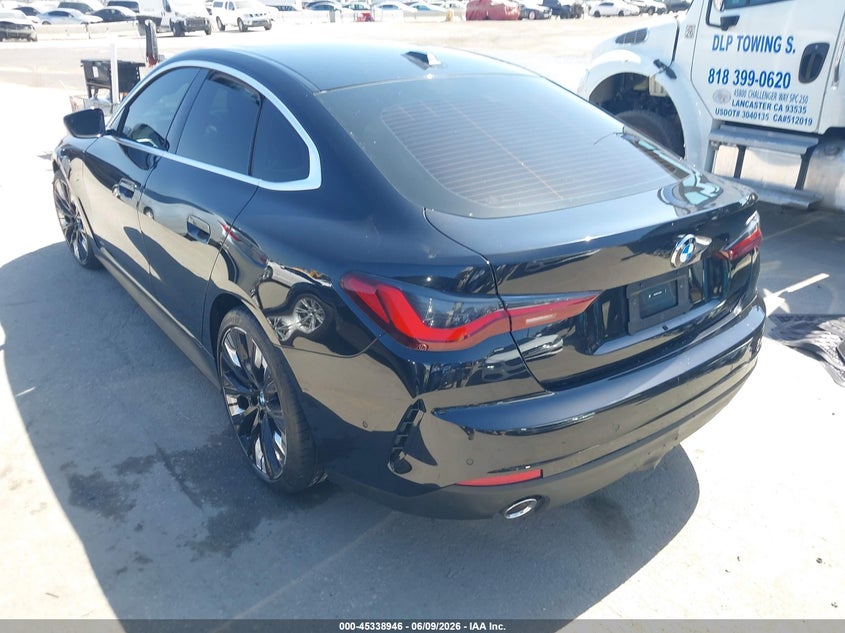 2025 BMW 4er VIN WBA23FB01SFU82250 IAAI salvage auction — LEFT FRONT, Salvage (California), sold $21,000 on 2026-07-29 (photo 3)