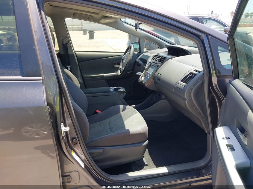 2014 Toyota Prius v VIN JTDZN3EU8EJ015143 IAAI salvage auction — FRONT END, Salvage (Arizona), sold $1,650 on 2026-07-08 (photo 5)