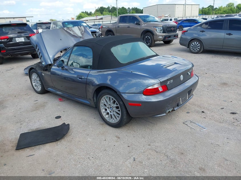 2000 BMW Z3 VIN WBACH3349YLF72006 IAAI salvage auction — ENGINE BURN, Salvage (Texas), sold $325 on 2026-07-08 (photo 3)
