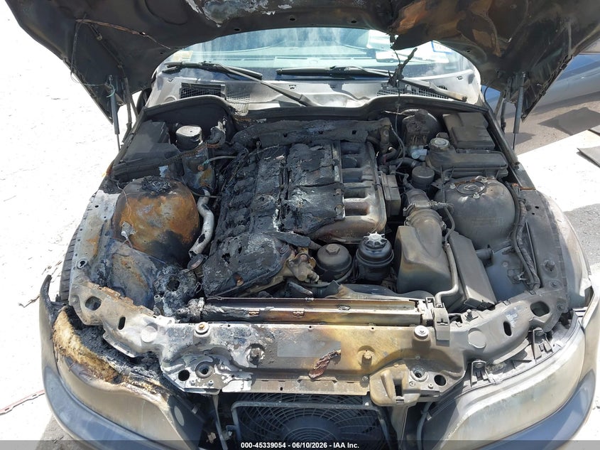 2000 BMW Z3 VIN WBACH3349YLF72006 IAAI salvage auction — ENGINE BURN, Salvage (Texas), sold $325 on 2026-07-08 (photo 6)