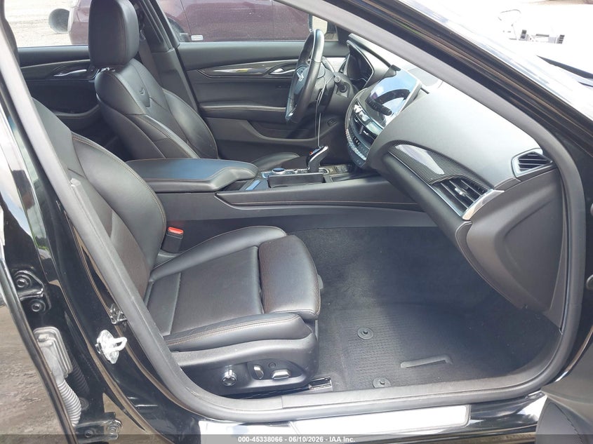 2021 Cadillac Ct5 VIN 1G6DP5RK4M0147526 IAAI salvage auction — REAR END, Salvage Title, sold $13,000 on 2026-08-29 (photo 5)