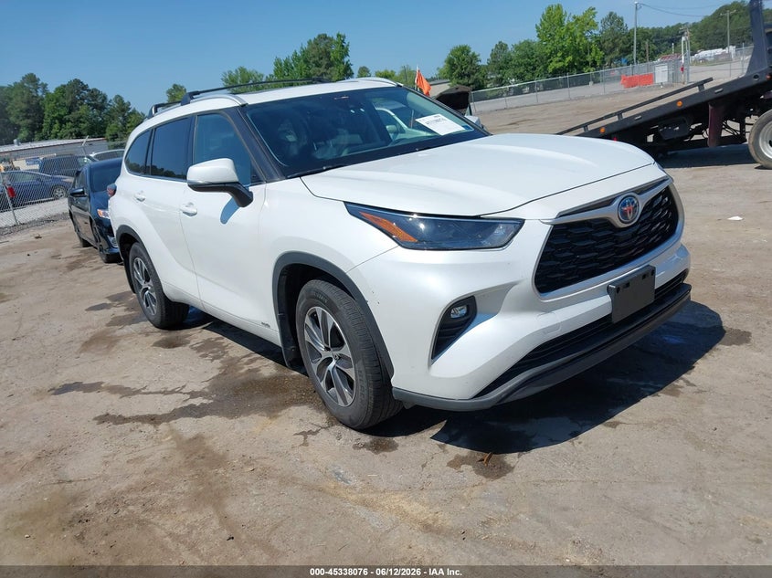 2022 Toyota Highlander VIN 5TDGBRCH4NS550952 IAAI salvage auction — REAR END, Salvage (Virginia), sold $19,700 on 2026-07-17 (photo 1)