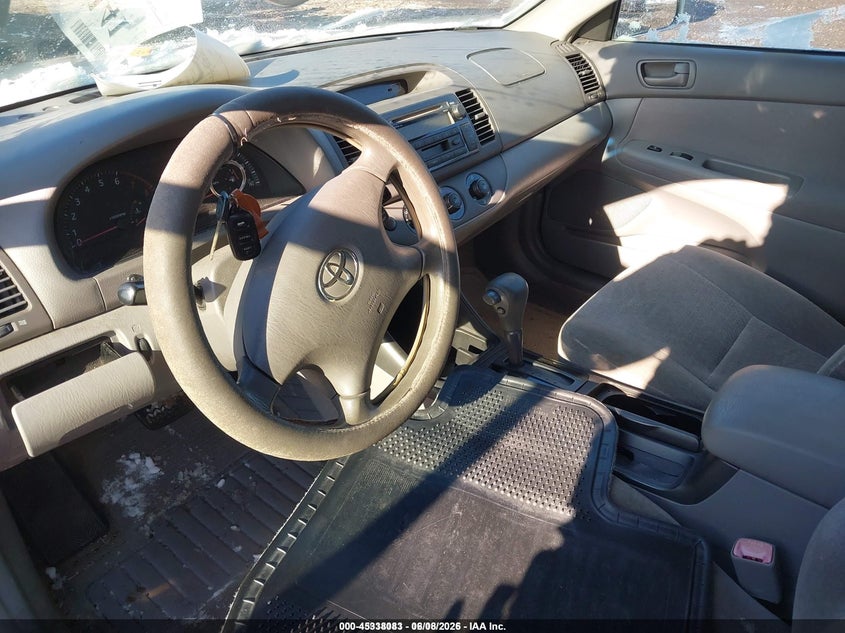 2004 Toyota Camry VIN JTDBE32K140248404 IAAI salvage auction — FRONT END, Salvage (Idaho), sold $75 on 2026-07-28 (photo 5)