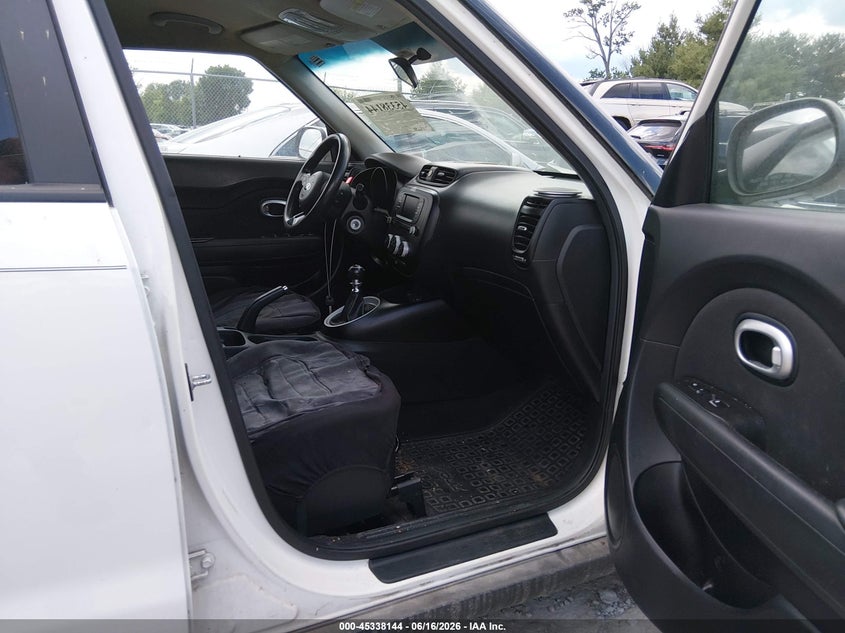 2017 Kia Soul VIN KNDJN2A21H7493790 IAAI salvage auction — NORMAL WEAR, Original (Kentucky), sold $775 on 2026-07-29 (photo 5)