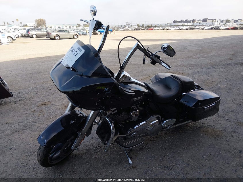 2023 Harley-davidson Road glide VIN 1HD1KHC21PB655226 IAAI salvage auction — SIDE, Salvage (California), sold $8,000 on 2026-07-13 (photo 2)