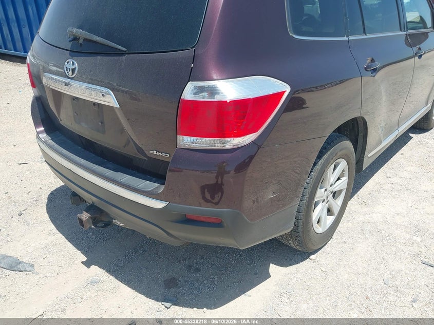 2013 Toyota Highlander VIN 5TDBK3EH2DS216406 IAAI salvage auction — NORMAL WEAR, Salvage Title, sold $25 on 2026-07-30 (photo 6)