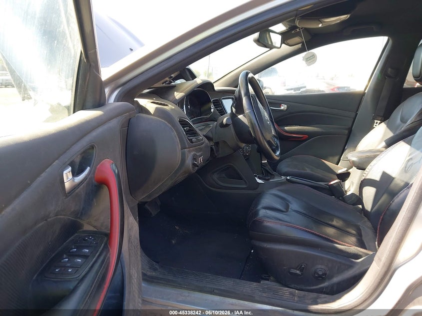 2015 Dodge Dart VIN 1C3CDFEB7FD193591 IAAI salvage auction — SIDE, Wait Title, sold $875 on 2026-08-14 (photo 5)